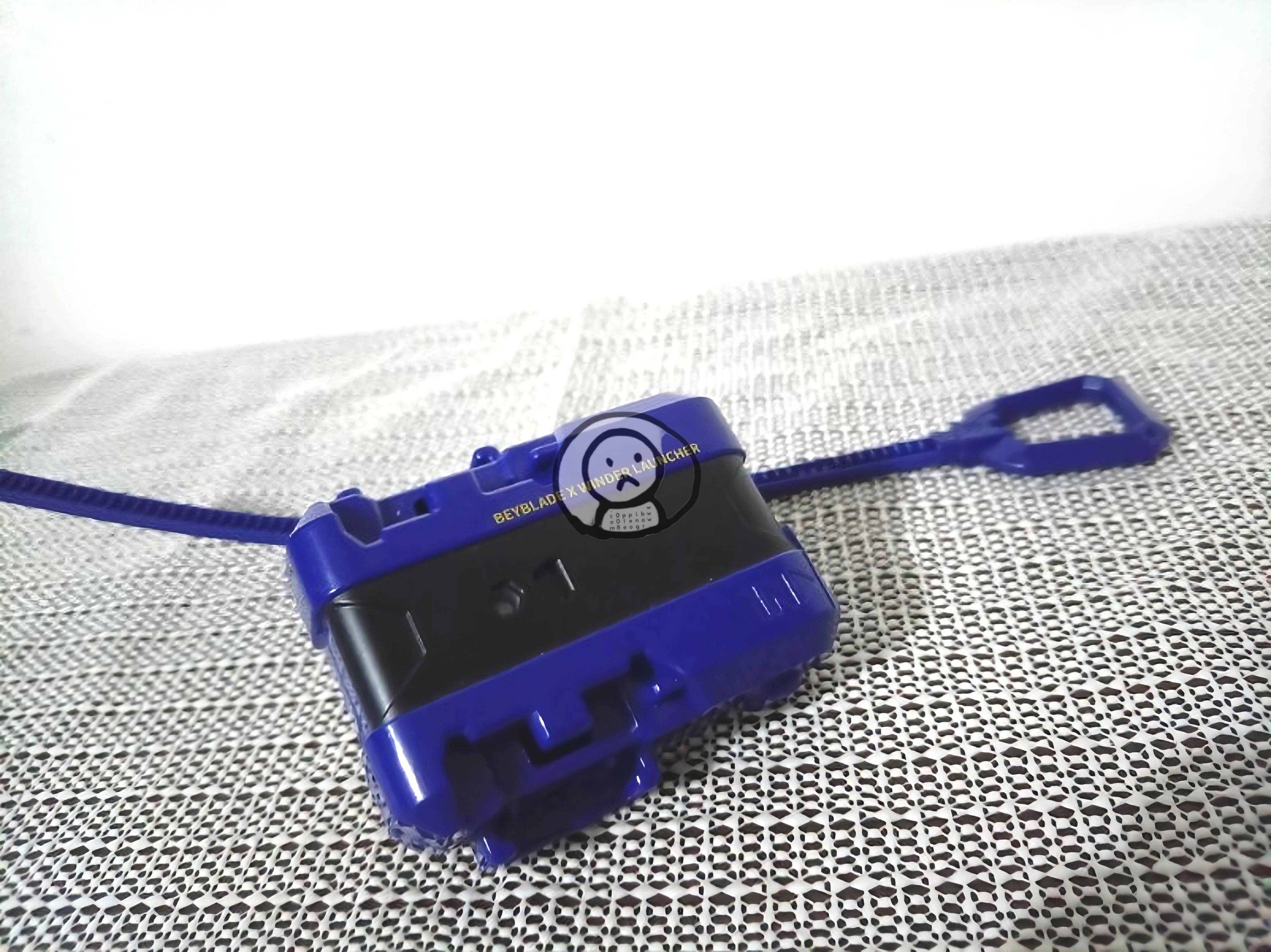 Beyblade -爆旋陀螺發射器，