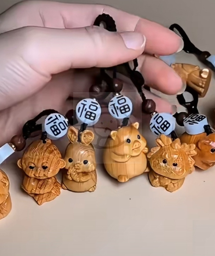 崖柏柏木可愛十二生肖鎖匙扣 汽車掛飾