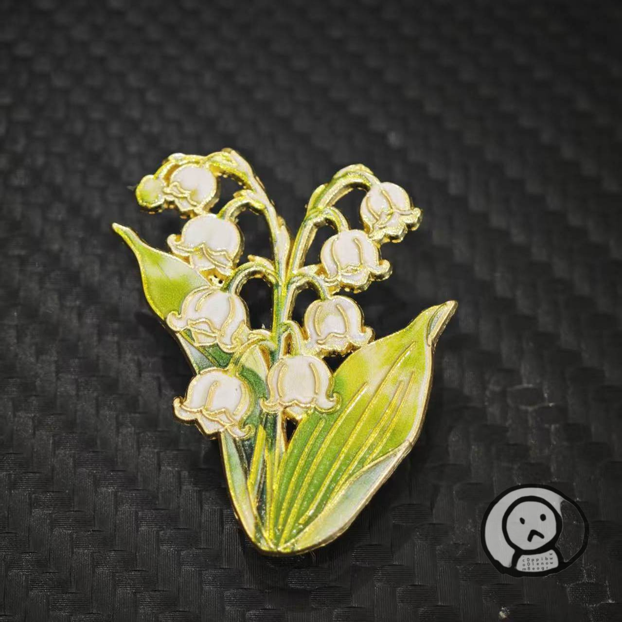 白色鈴蘭花金屬胸針 別針 絲巾扣 衣服手袋飾品（複製）
