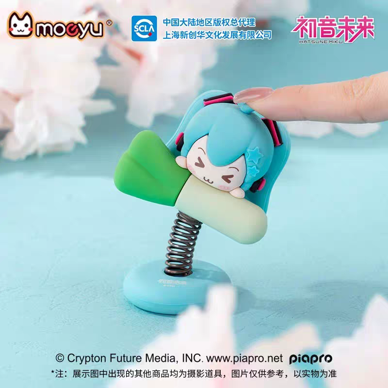 「初音未来眯眯眼系列软胶搖搖乐」车载/桌面摆件